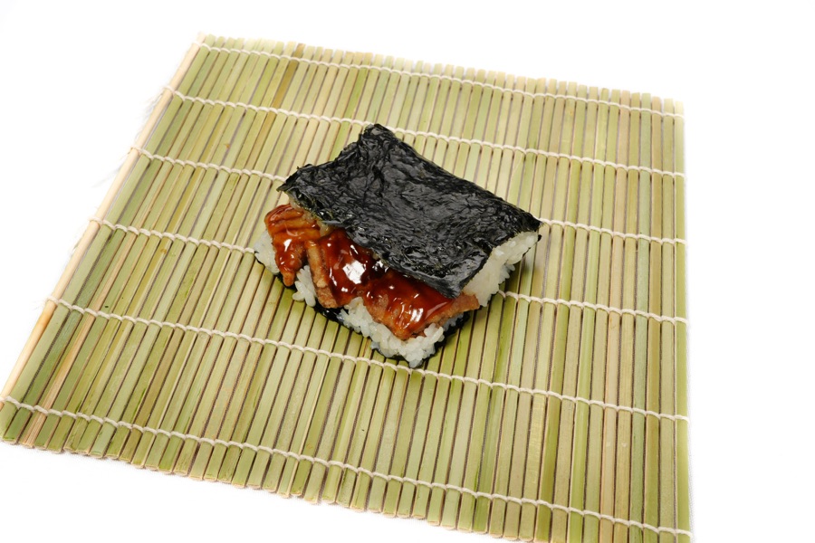 アカエイの唐揚げサンド