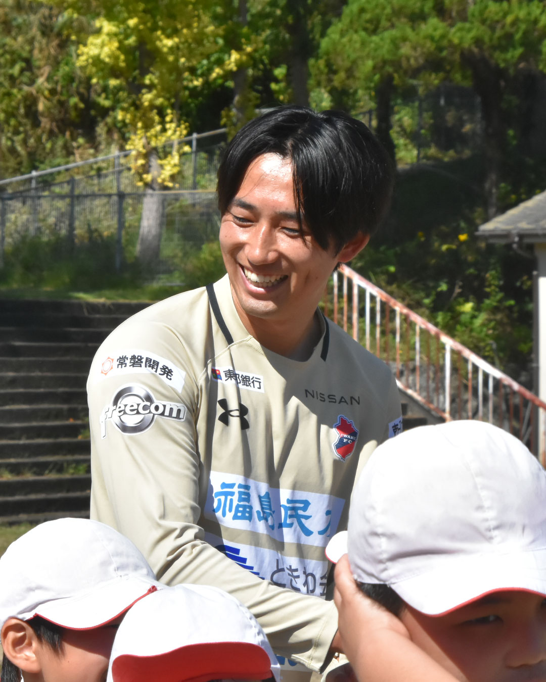 いわきFCトップチーム選手が湯本第二小学校を訪問