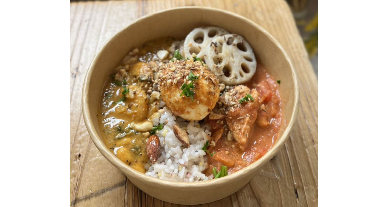 エビ&チキン合いがけカレー