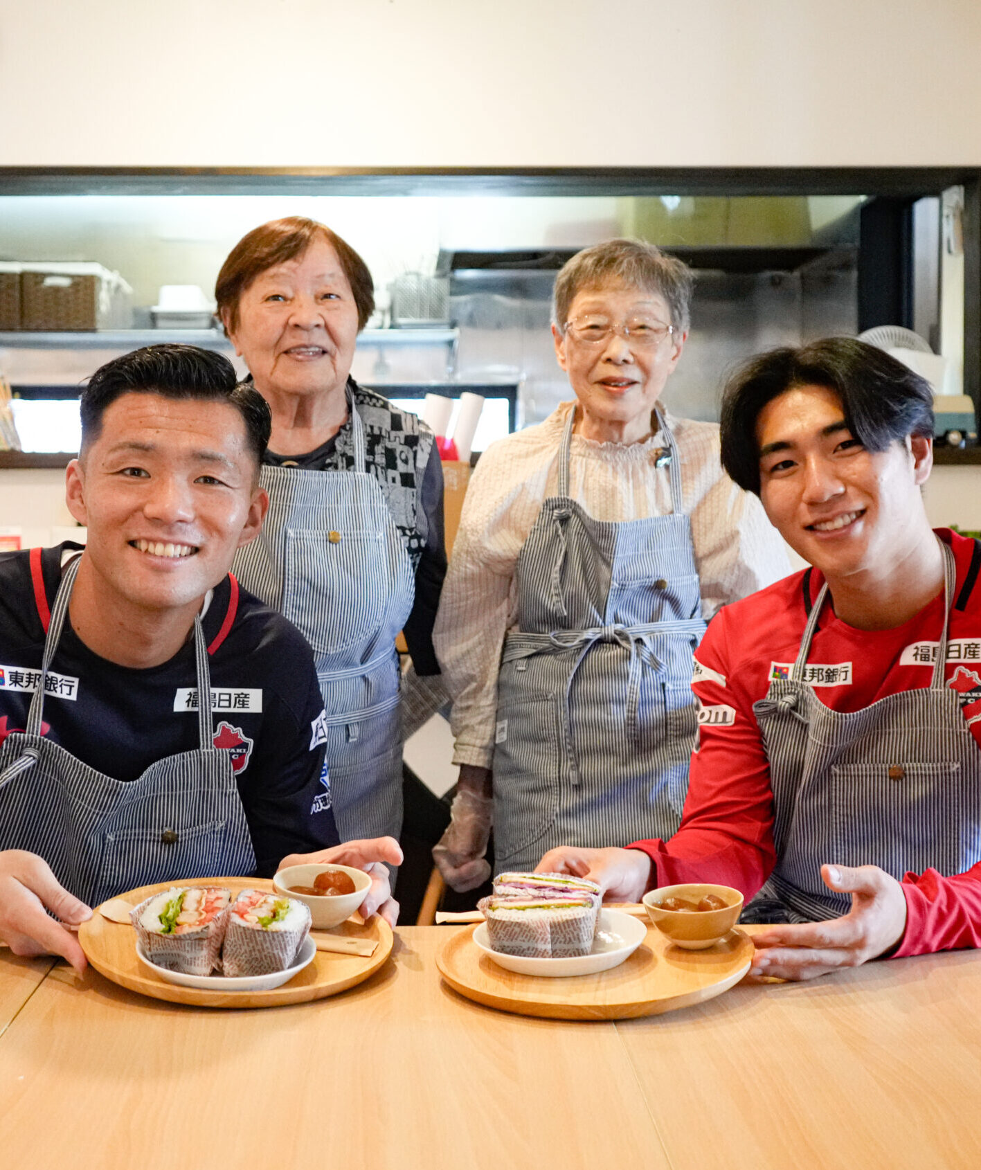 「Be supporters!」の一環として、にぎらないおにぎりカフェふくろうを訪問